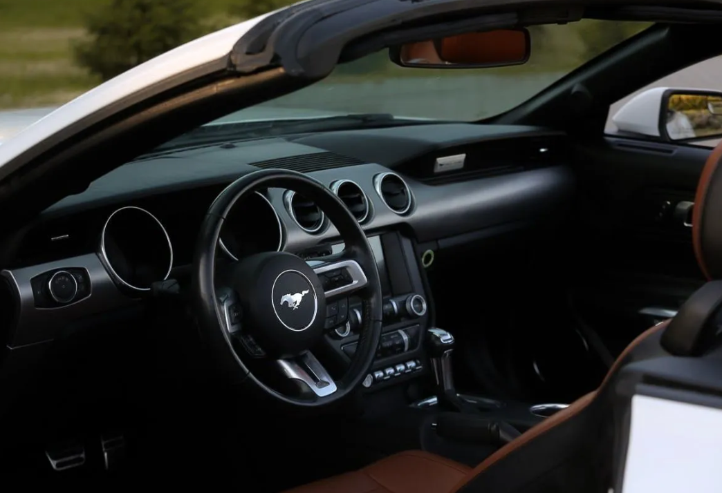 Аренда Ford Mustang прокат