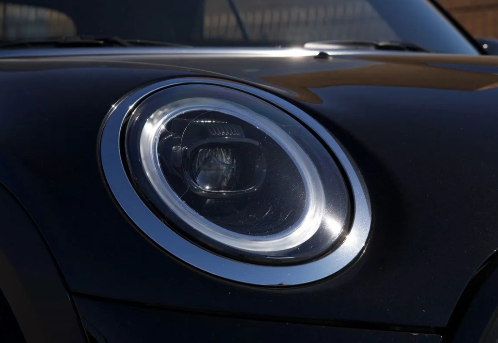 Аренда Mini Cooper Cabrio 2021 прокат