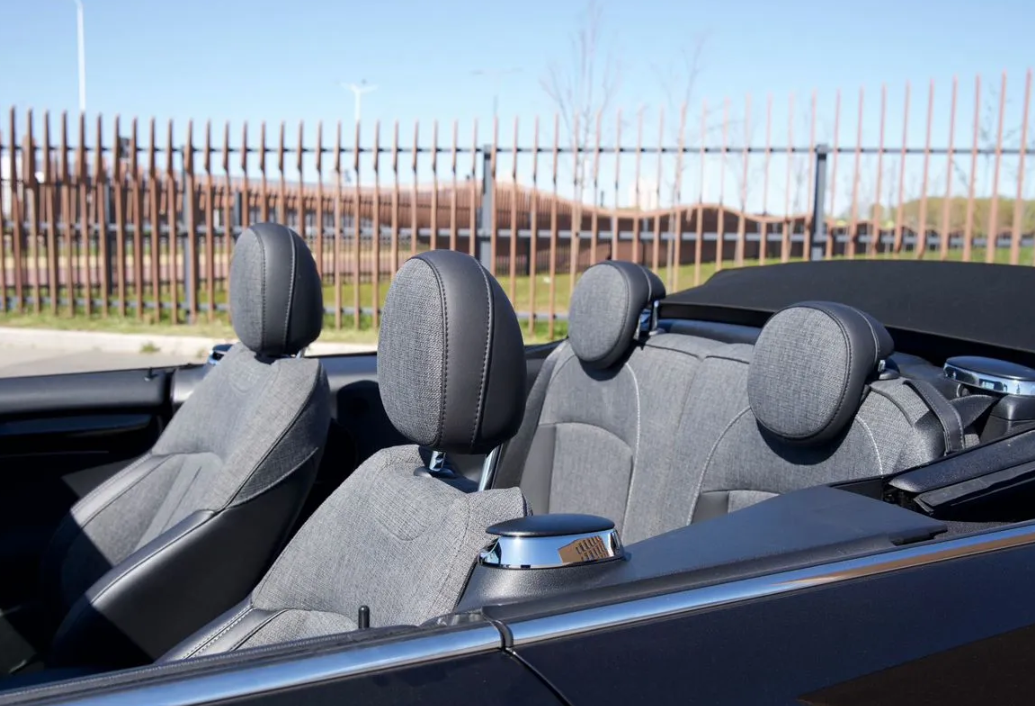 Аренда Mini Cooper Cabrio 2021 прокат